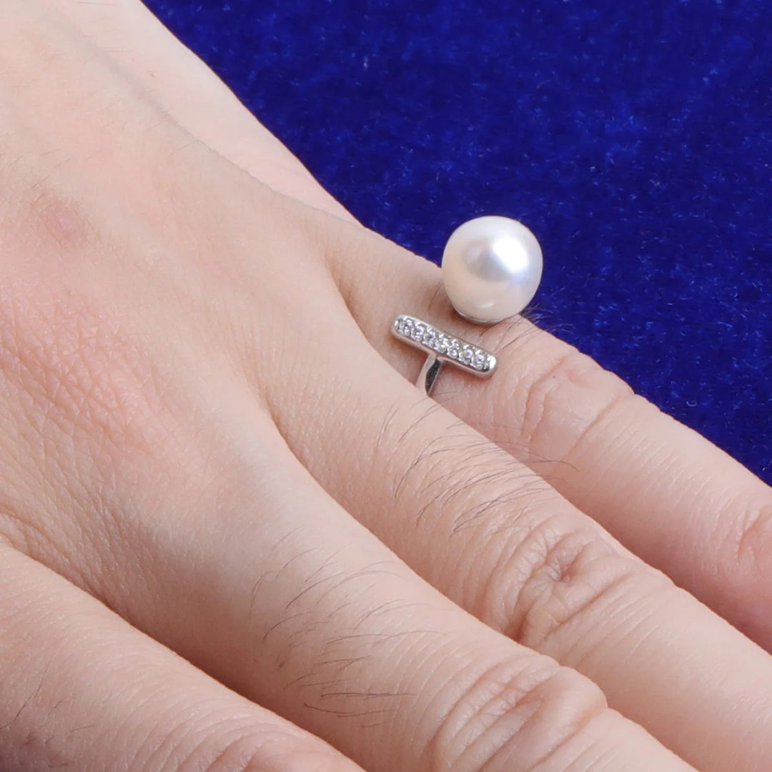 Adjustable Pearl Elegance Ring