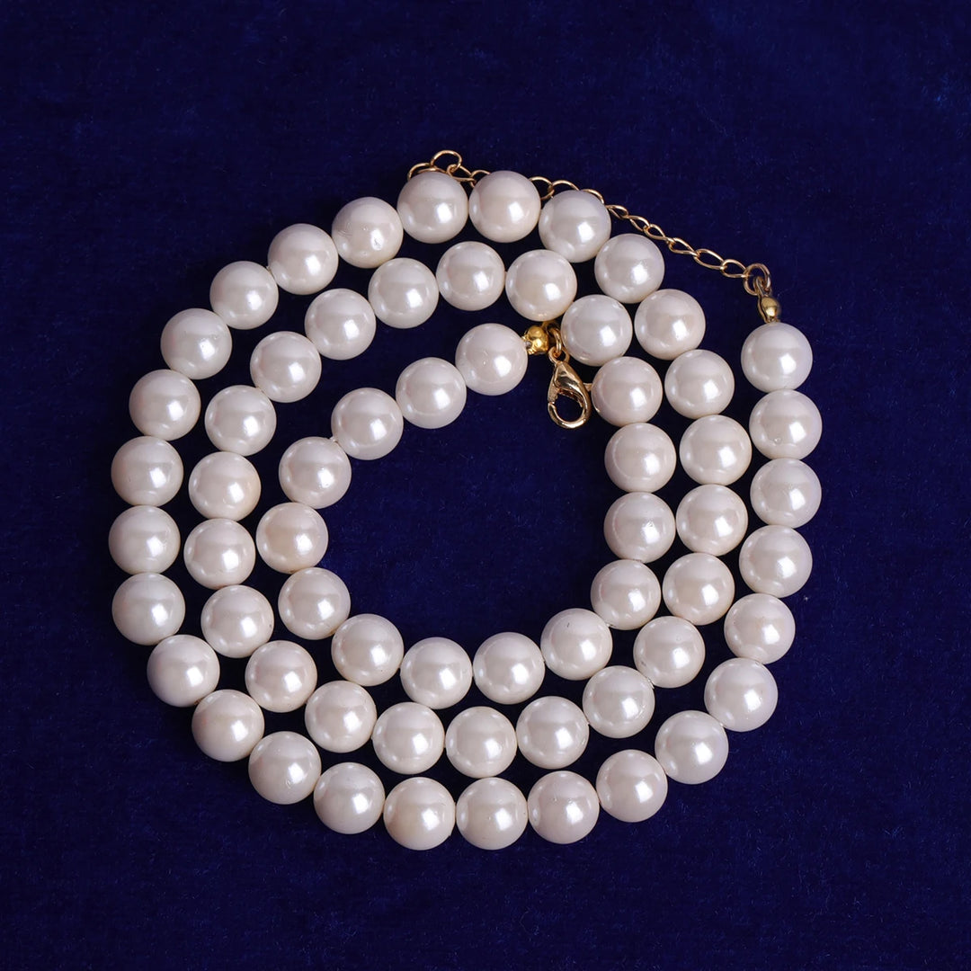 Elegant Pearl Chain