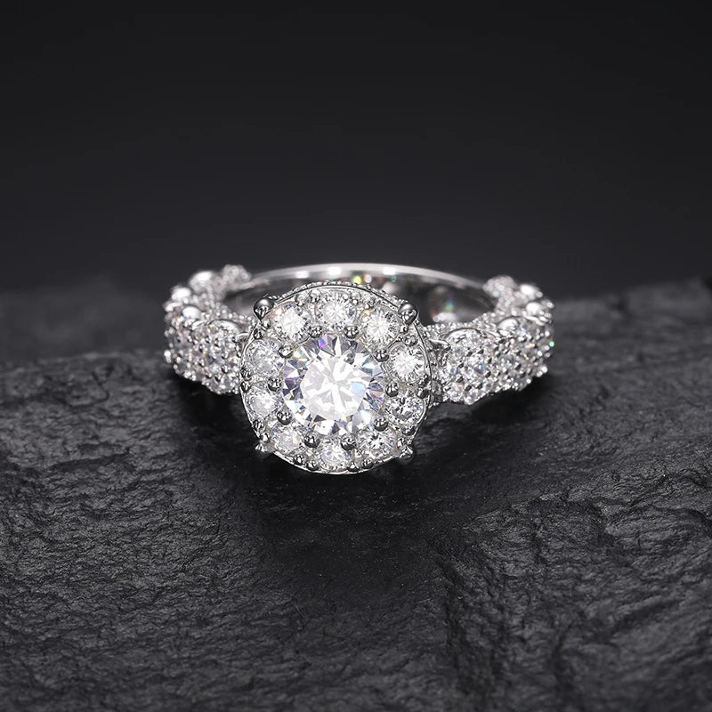 Round Cut Moissanite Ring