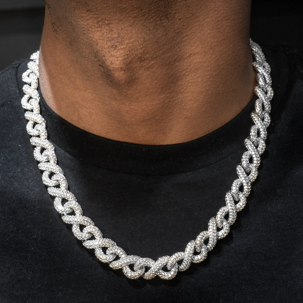 Exquisite Iced Out Infinity Link Chain - Silver / 16’’